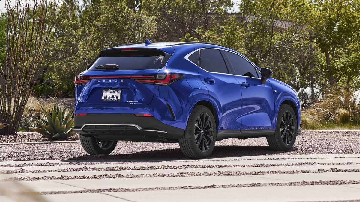 Lexus NX 2022