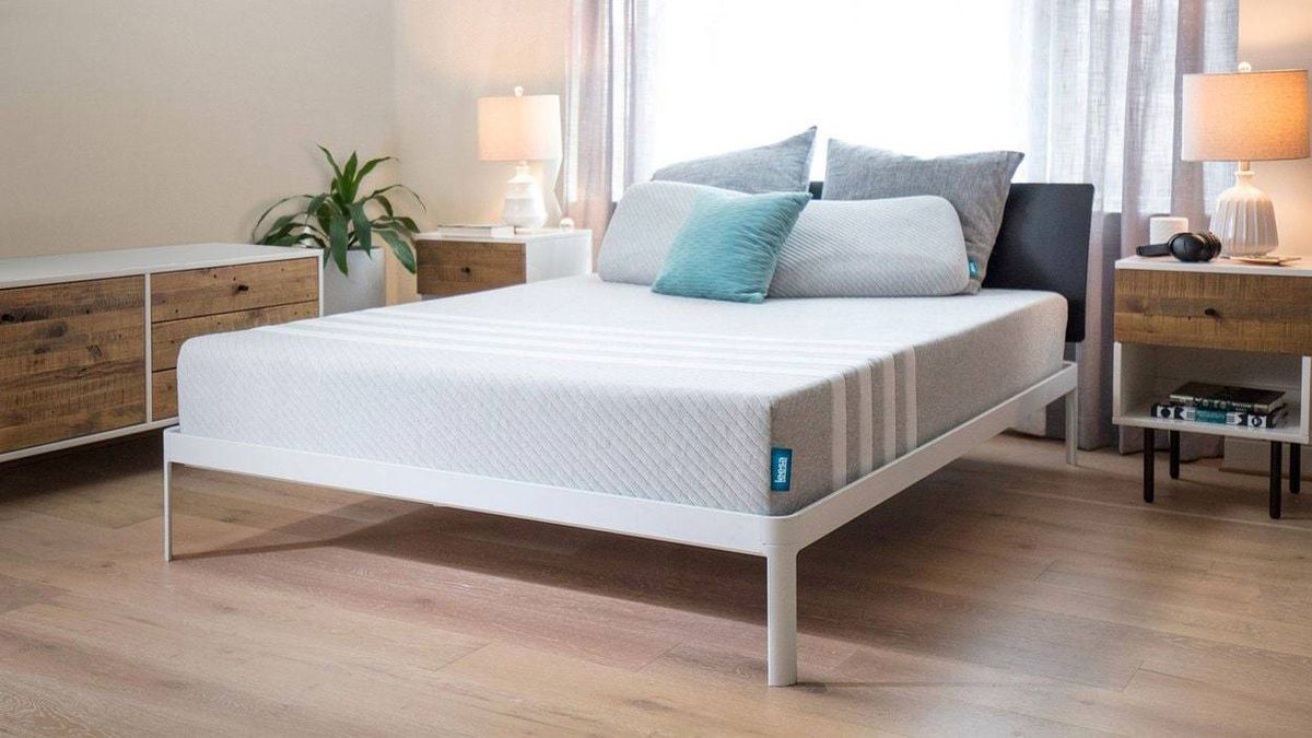 best discount leesa sapria mattress