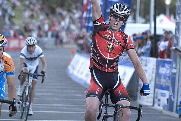 Another win for the Kiwis: Tom Scully (John Trevorrow Cycles/Chifley Hotel) was a recent gold medallist in the Track World Cup back in November in Melbourne and is now a stage winner of the Jayco Bay Classic Series.