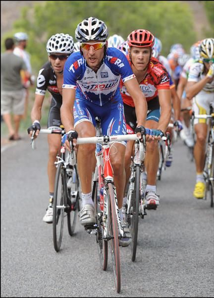 Vladimir Karpets (Katusha) leads the peloton up the Alto de la Cresta del Gallo climb.