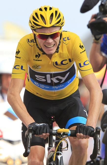 Chris Froome puts the rev meter into red on Mont Ventoux