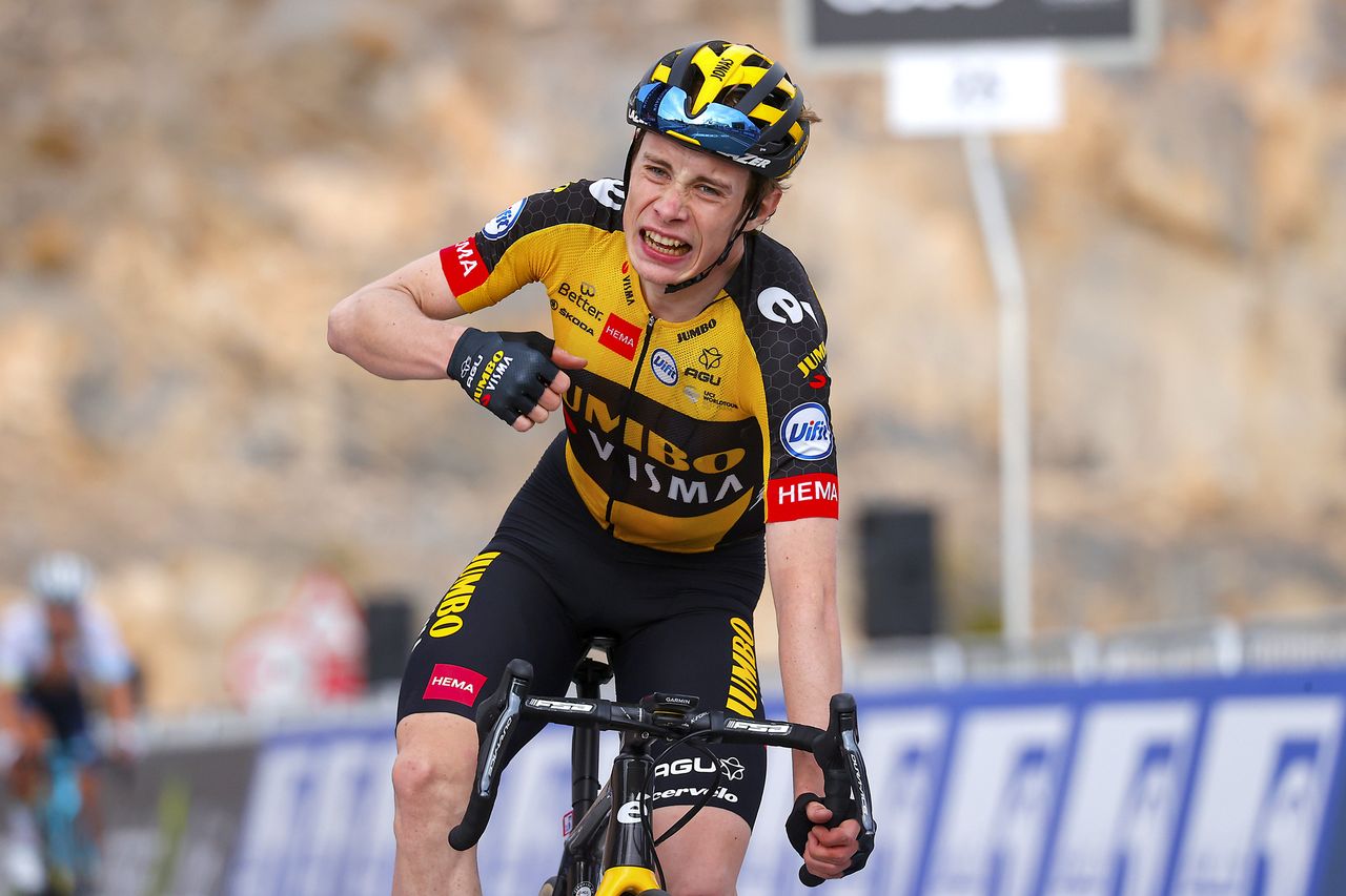Jonas Vingegaard (Jumbo-Visma) lets it all out