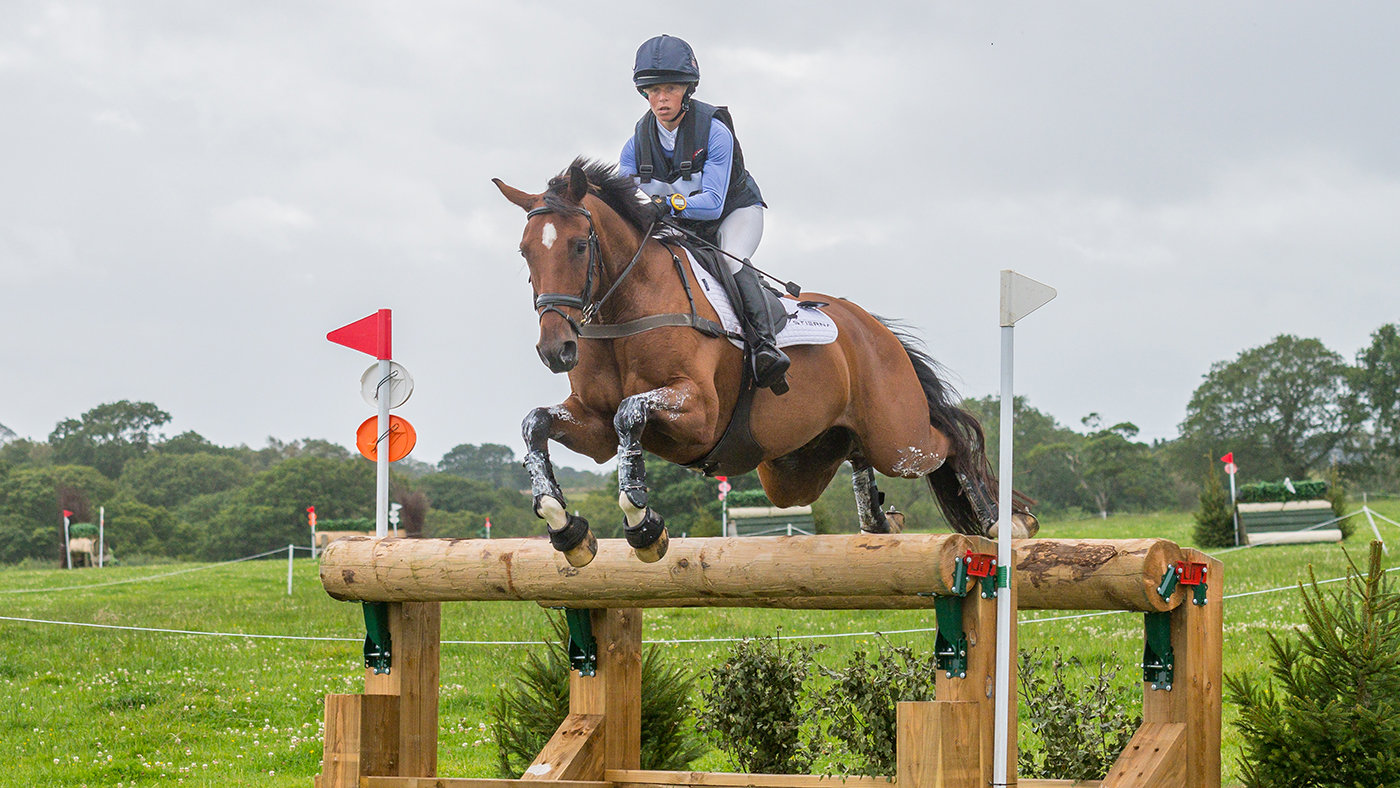 ROSALIND CANTER RIDING IZILOT DHI TAKING PART IN THE NEWTON HA