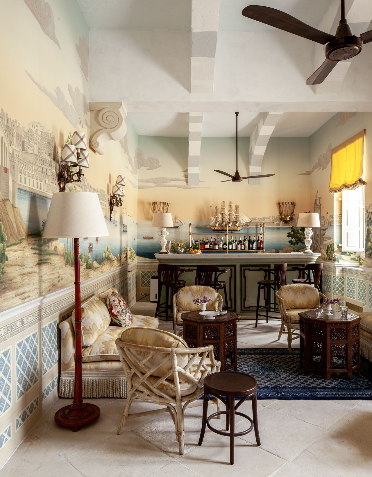 Bar in Casa Bonavita hotel, Malta