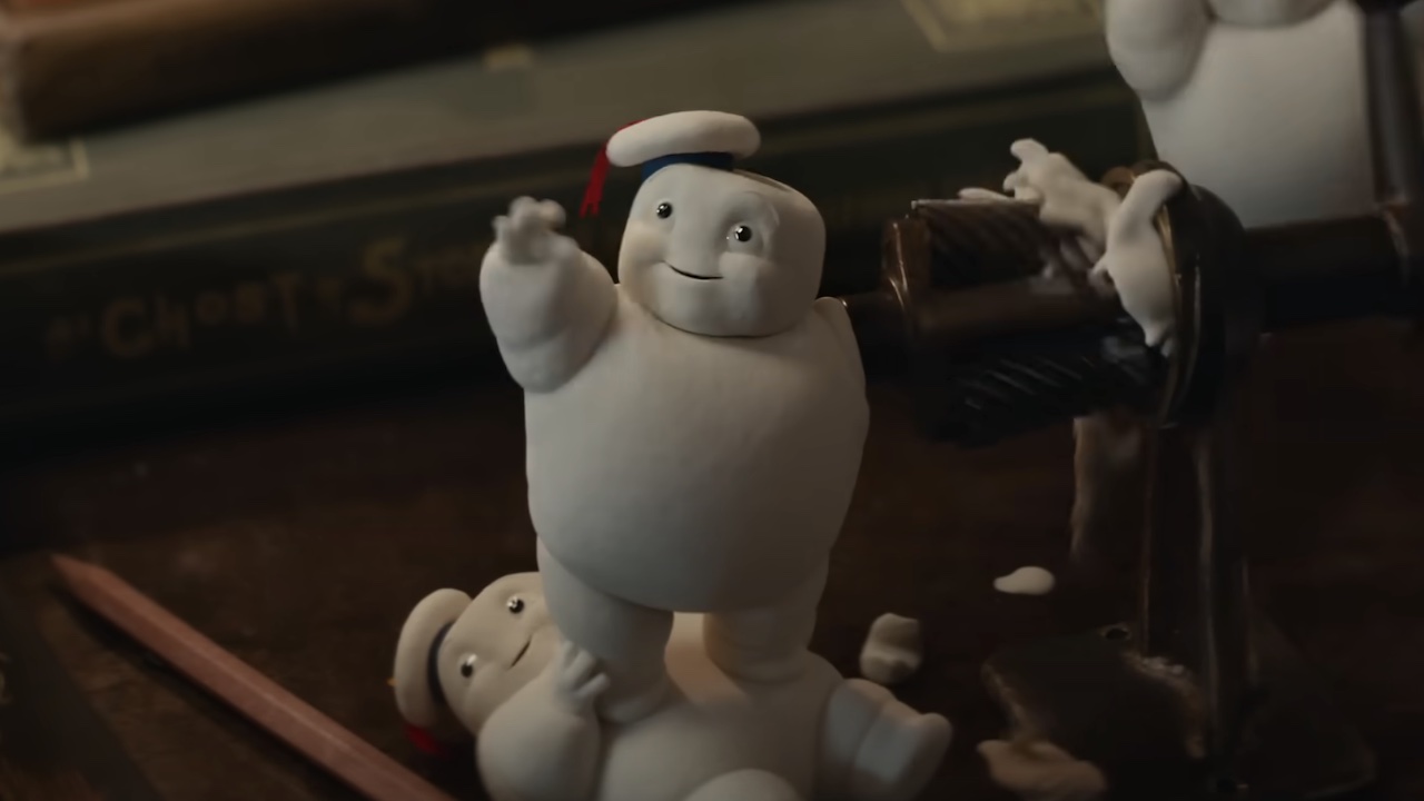 Mini-pufts playing with pencil sharpener in Ghostbusters: Frozen Empire