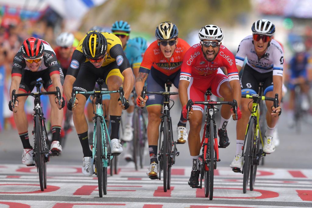 Nacer Bouhanni (Cofidis) edges out Danny van Poppel (LottoNl-Jumbo)