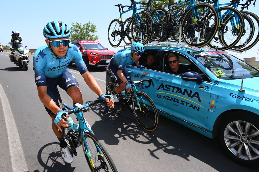ETNA PIAZZALE RIFUGIO SAPIENZA ITALY MAY 10 LR Harold Tejada Canacue of Colombia Miguel ngel Lpez Moreno of Colombia and Team Astana Qazaqstan talks with Aleksandr Vinokrov of Kazakhstan team Team manager prior to abandon the race during the 105th Giro dItalia 2022 Stage 4 a 172km stage from Avola to Etna Piazzale Rifugio Sapienza 1899m Giro WorldTour on May 10 2022 in Etna Piazzale Rifugio Sapienza Italy Photo by Tim de WaeleGetty Images