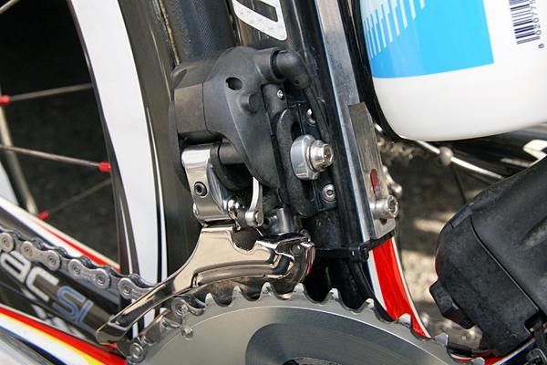 The front derailleur boasts a similarly updated appearance as on the rear derailleur.
