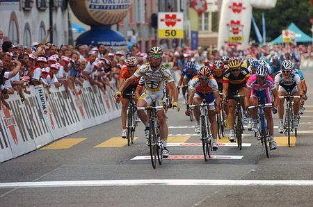 Another solid stage win for Cavendish.