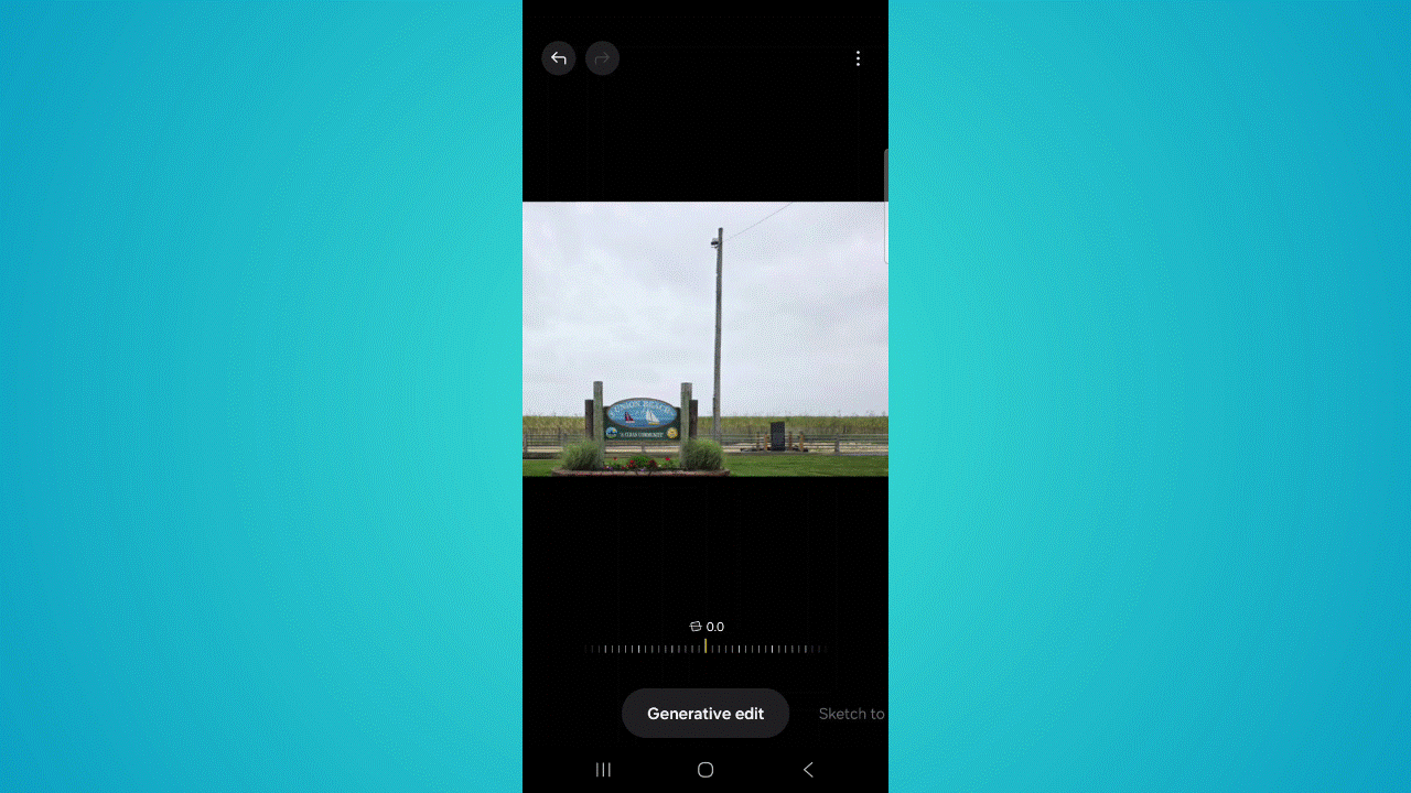 Samsung Galaxy S25 Edge Generative Edit gif animation.