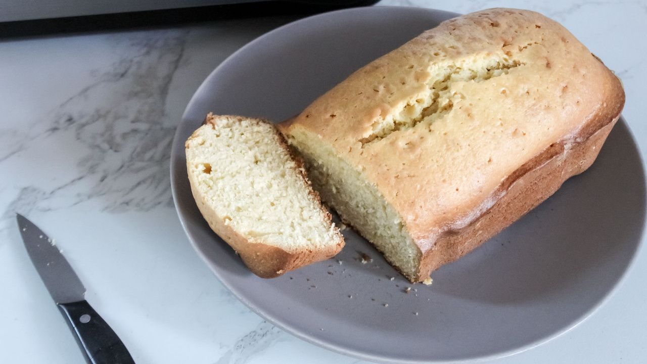 Zojirushi Virtuoso Plus pound cake