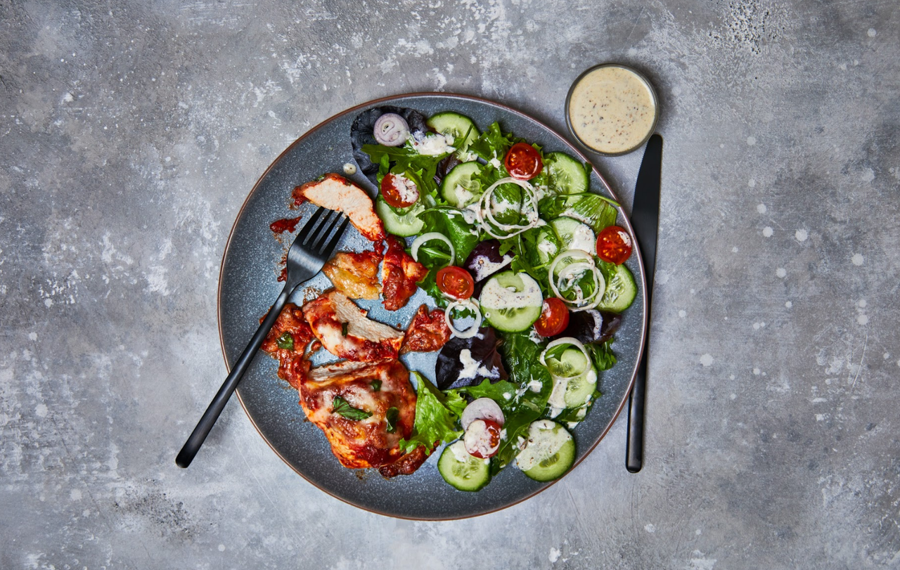 Joe Wicks cheesy pizza topped chicken