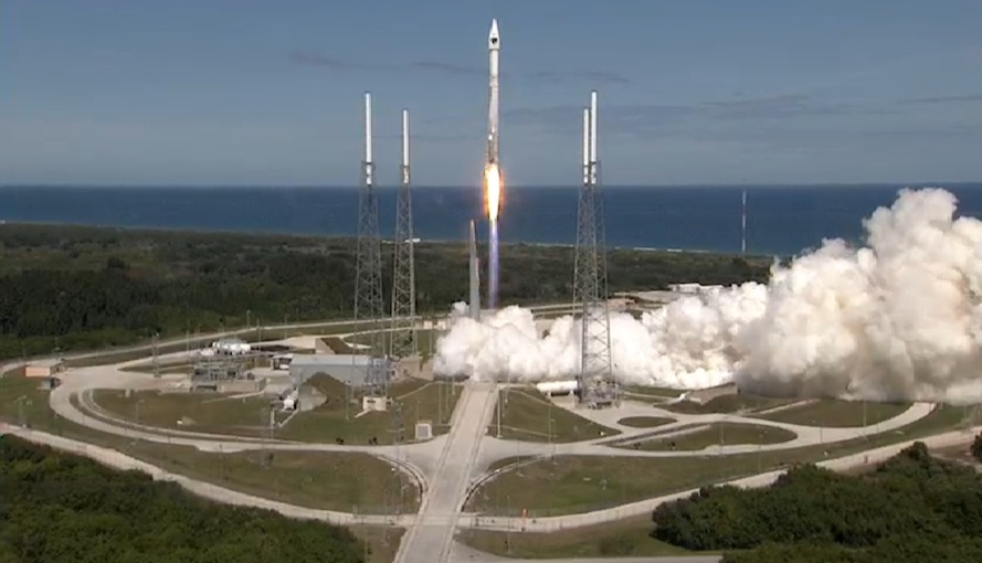 Atlas 5 GPS 2F-8 takes off from launch pad