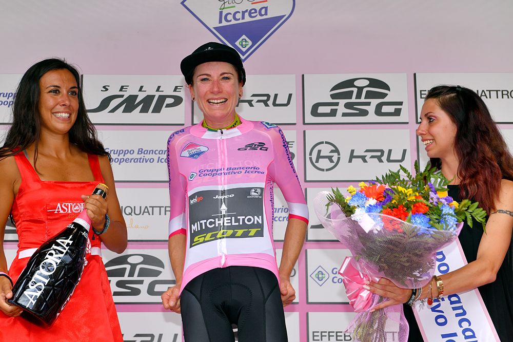 Annemiek van Vleuten leads the overall at the Giro Rosa