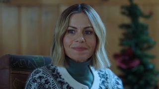 We Had No Idea Working On A Sitcom Was 'Better Than Christmas Movies,' But Candace Cameron Bure Schooled Us