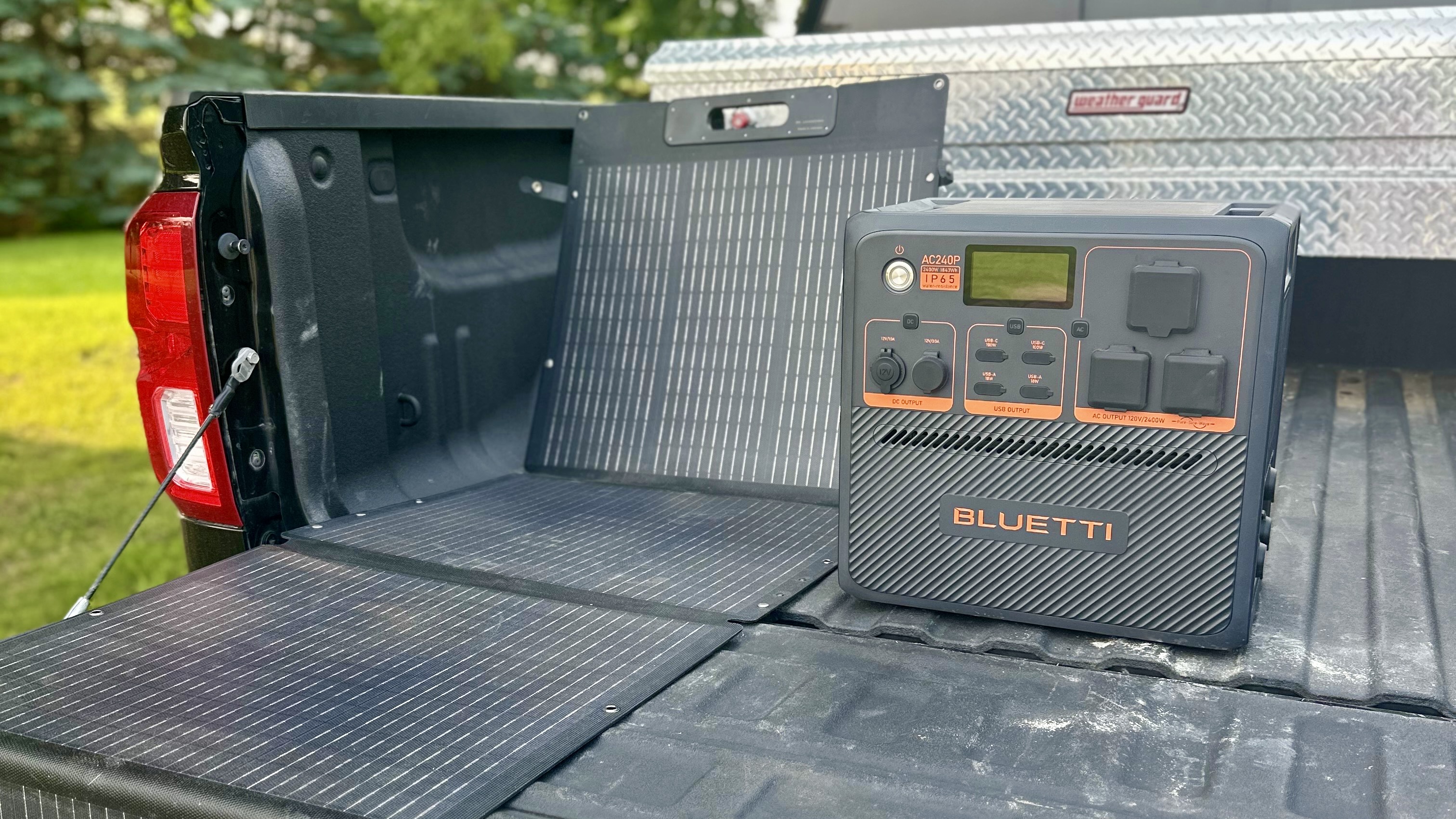 Bluetti AC240P