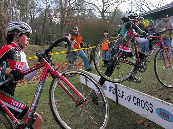The Clif Bar elite juniors do their thing.