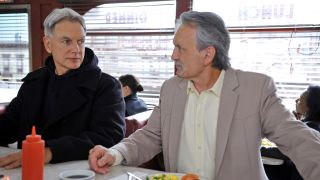 Gibbs and Mike Franks' ghost sitting at diner counter in NCIS