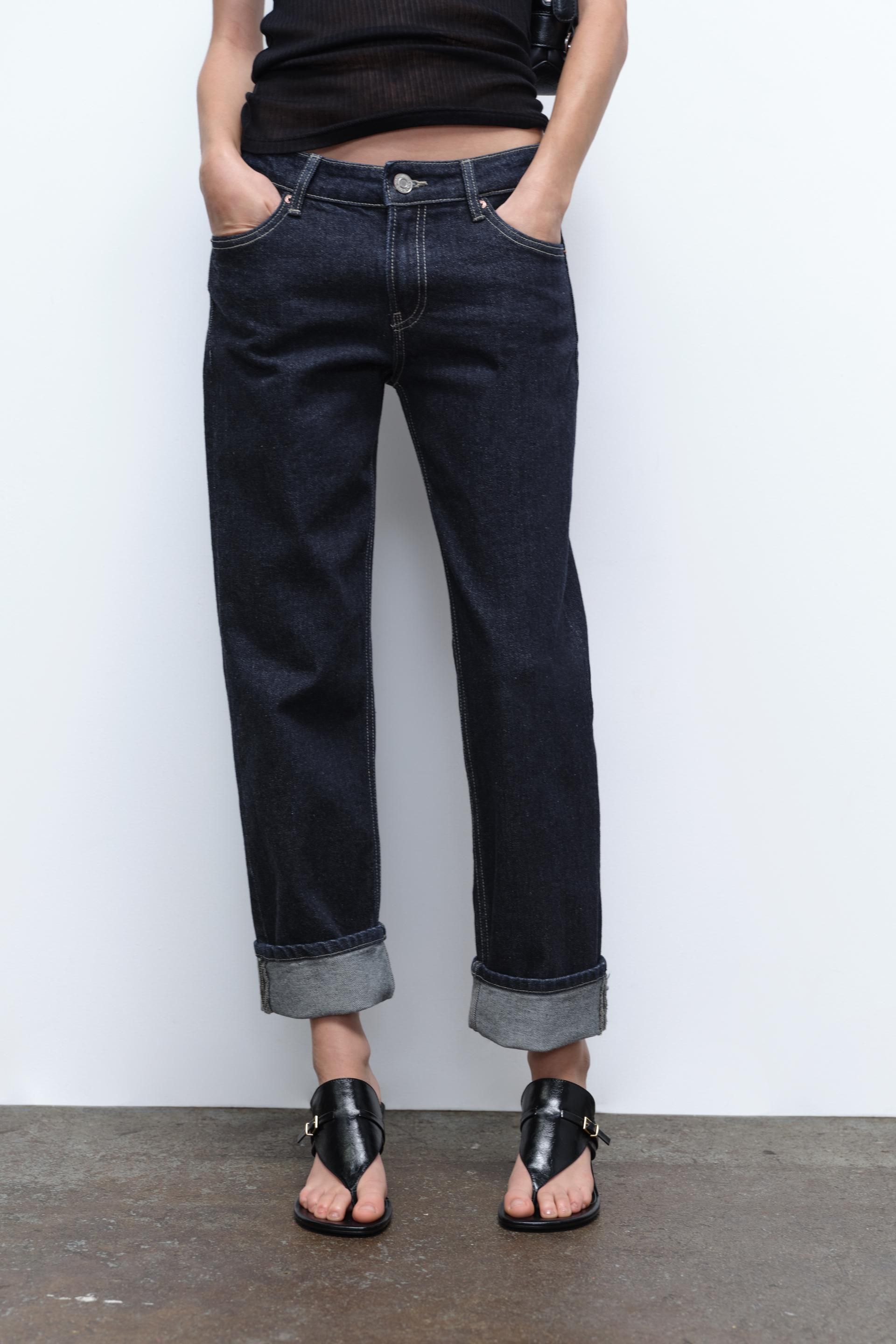 13 Stylish Outfit Ideas With Cuffed Jeans to Try This Season | Who What