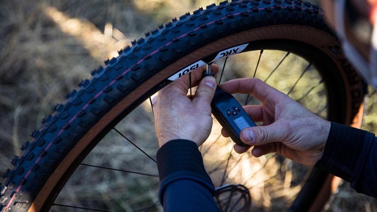 Mountain bike tire pressures how to find the right pressures for you