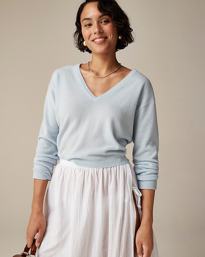 Cashmere Relaxed Cropped V-Neck Sweater