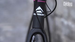 The front fork has been completely redesigned from the non disc version