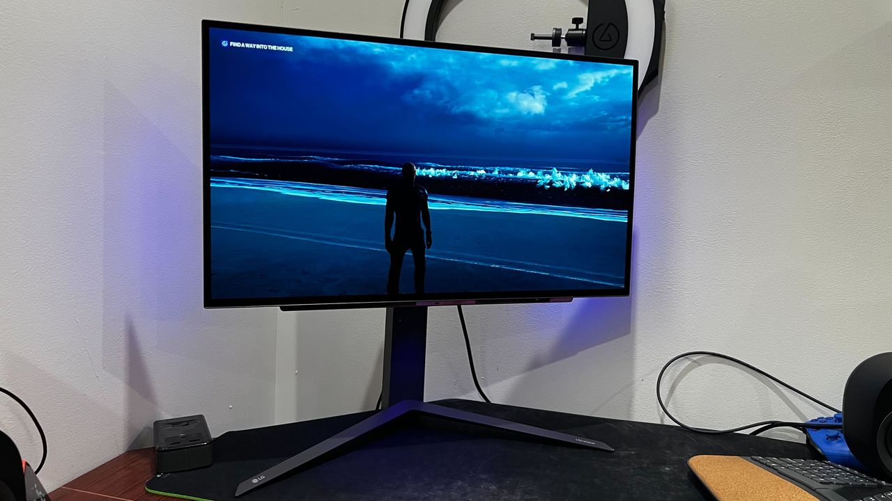 LG UltraGear 27GR95QE-B review | PC Gamer