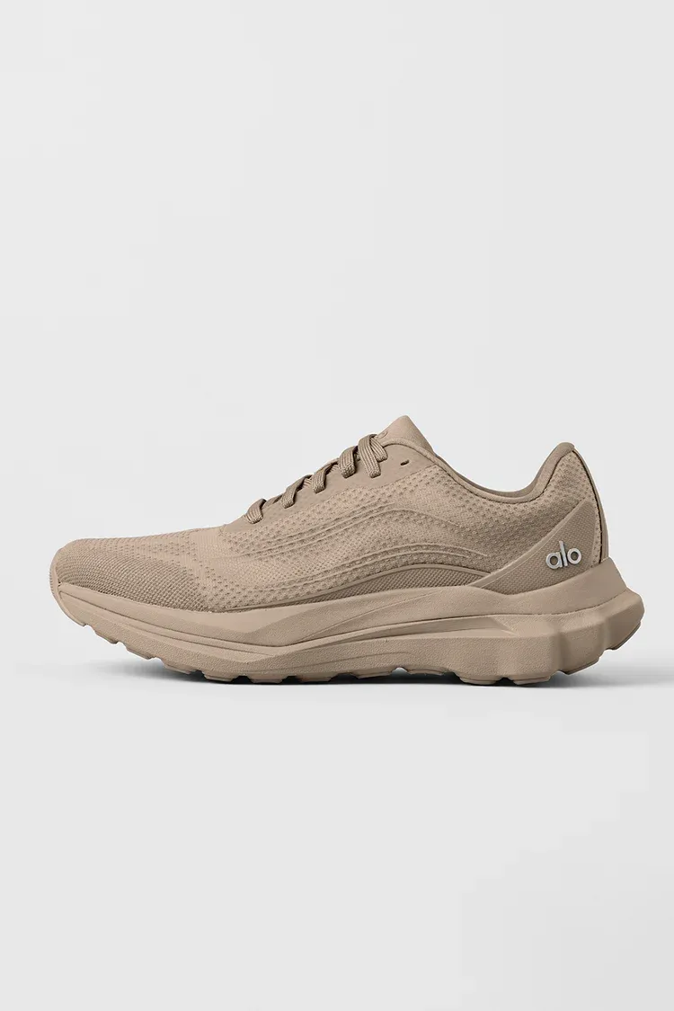 Alo, Runner Sneakers