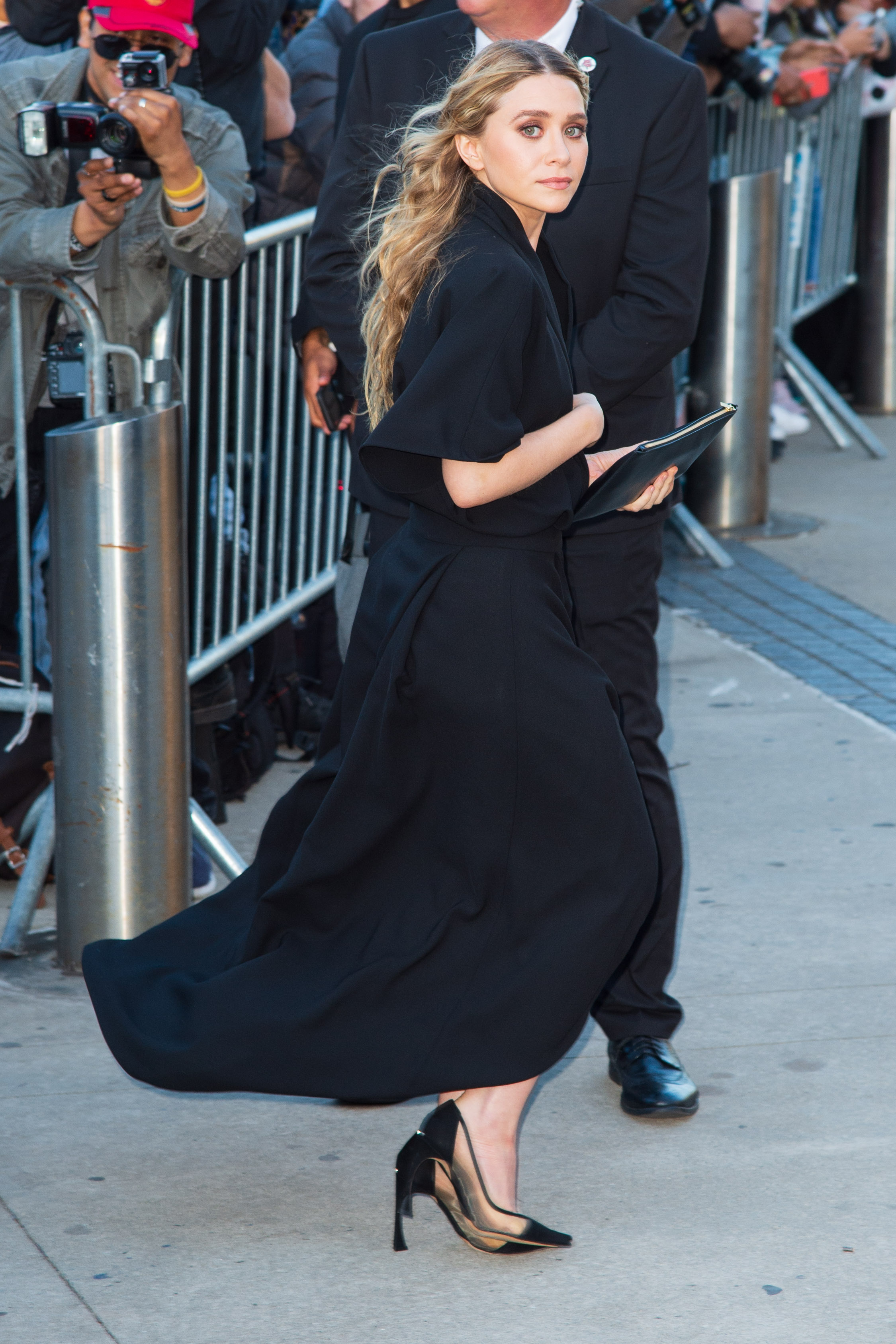 Ashley Olsen wearing an all-black outfit.