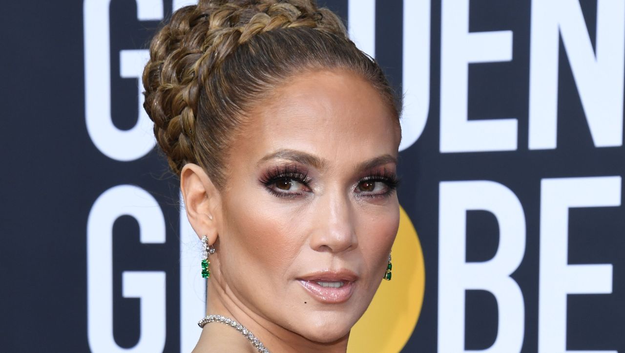 77th Annual Golden Globe Awards - Arrivals