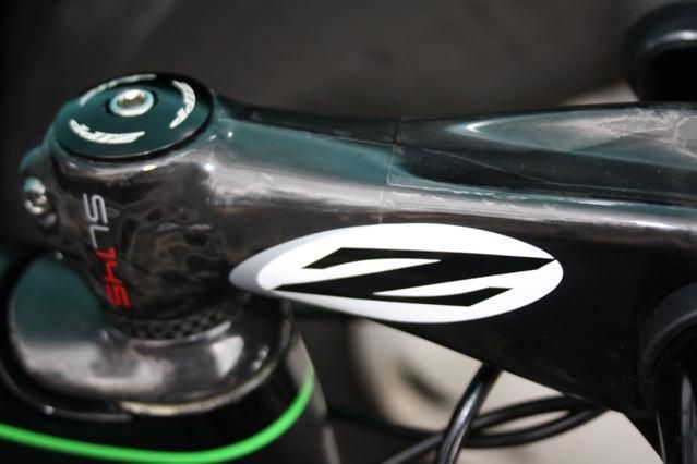 A side shot of the carbon fibre Zipp stem