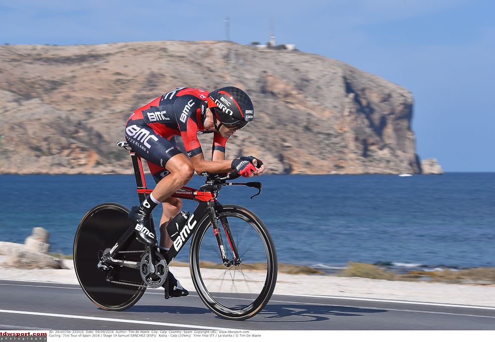 Samuel Sanchez (BMC) in the Vuelta's stage 19 time trial.