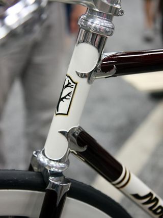 Mosaic outfitted this bike with carved lugs and an extended head tube.