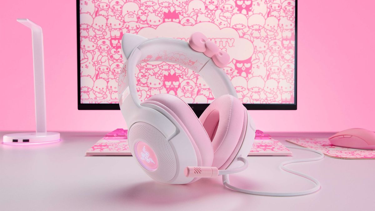Image of the Razer Kraken Kitty V2 "Hello Kitty and Friends" Edition wired headset for PC.
