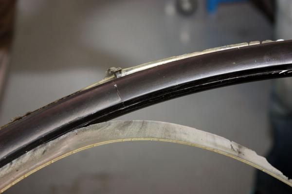 Raw rims are impressively well finished straight out of the mold with minimal resin or fiber flash to remove. Surface finish is impeccable.