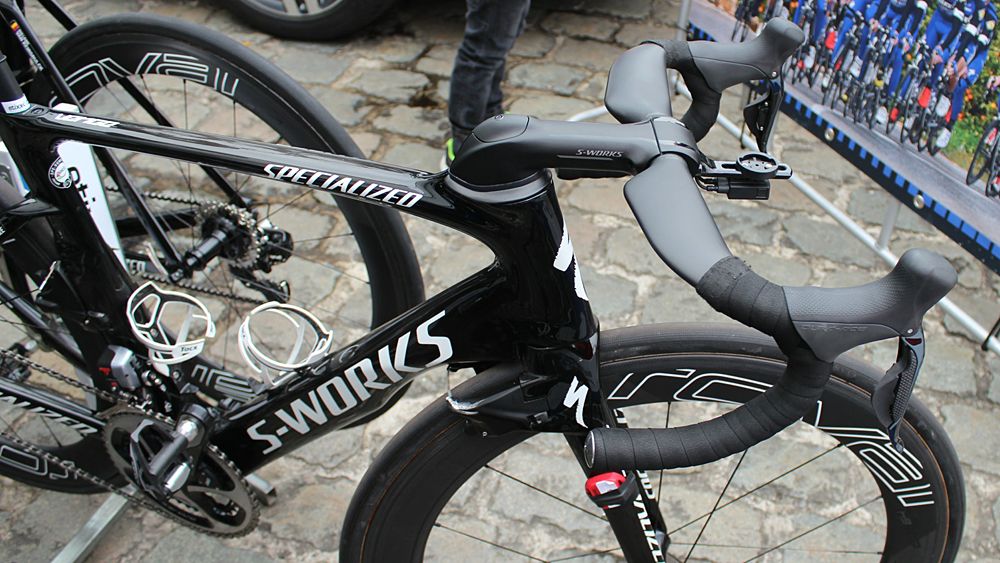 Etixxx busted out a few Venge ViAS aero bikes for the panacke-flat race