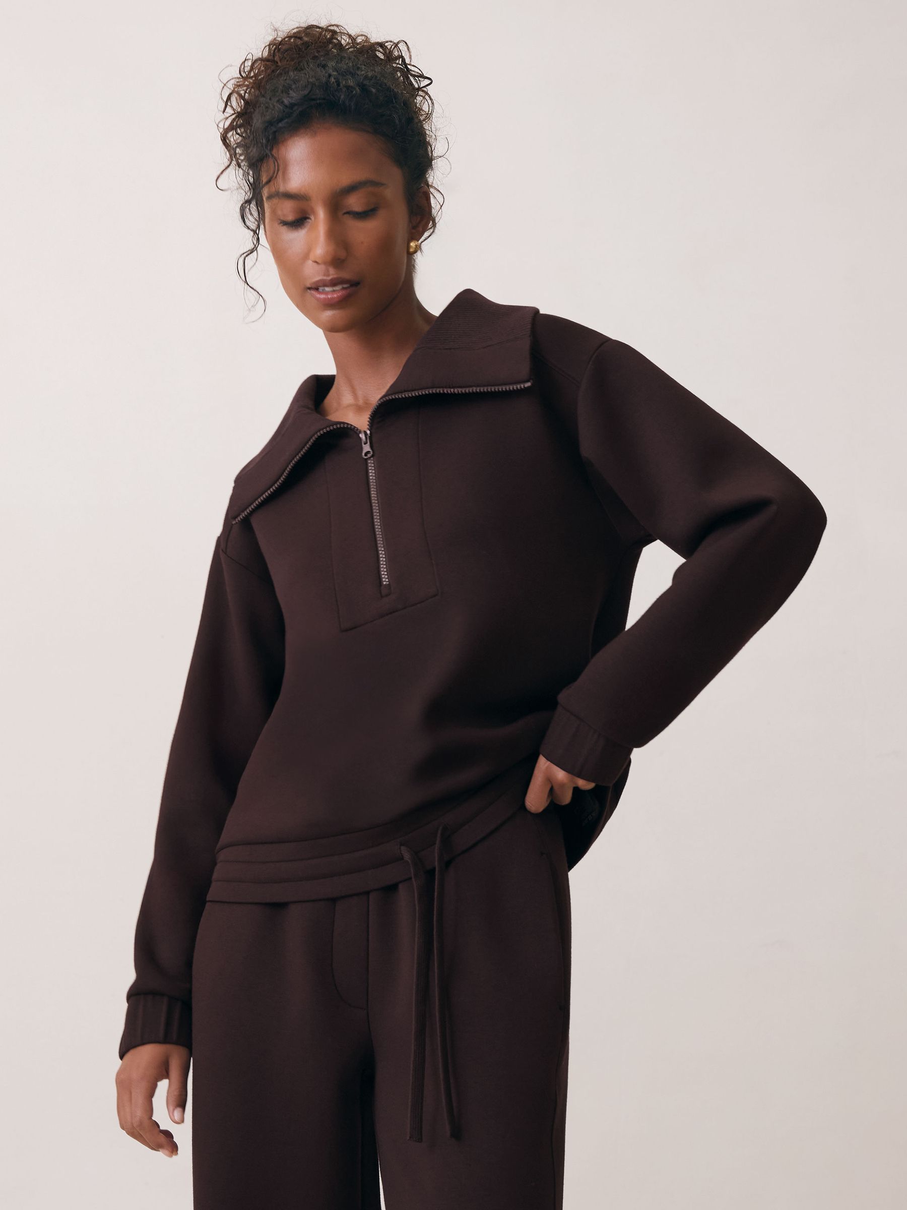 Interlock Half-Zip Drawcord Sweatshirt in Plum