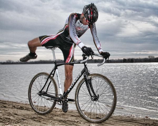 Team Sandbag/Bunker Hills Bikes rider Chad Schut hops on his Single Speed.