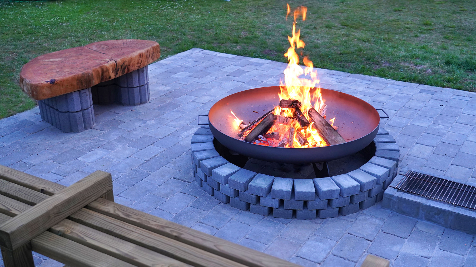 Fire pit