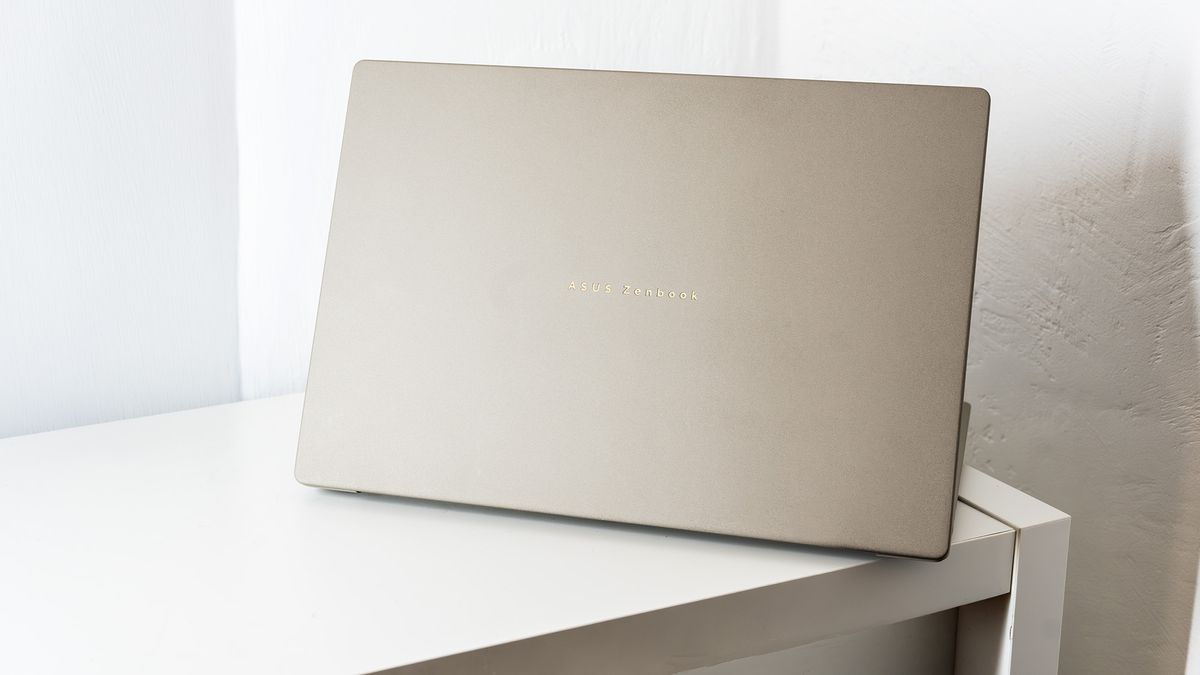Asus ZenBook A16