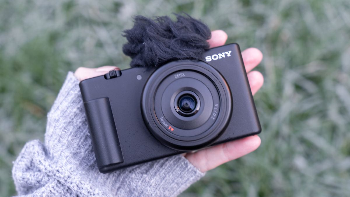 Sony ZV-1F Review: vlogging simplified