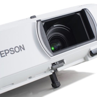 Epson EH-TW650 1080p projector £550 £400 at Amazon