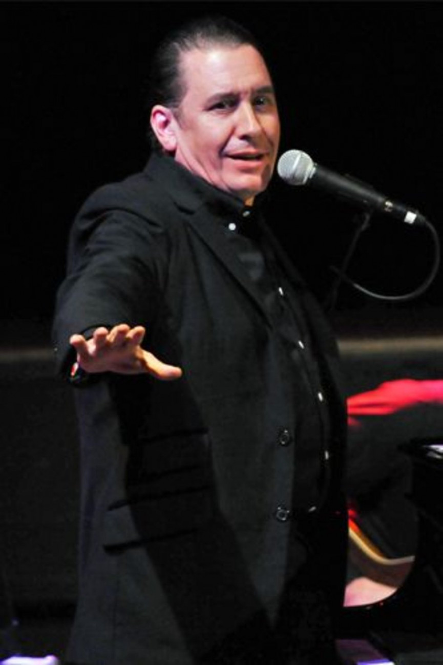 40-favourite-songs-of-famous-people-27-1556672662-uUfm-column-width-inline