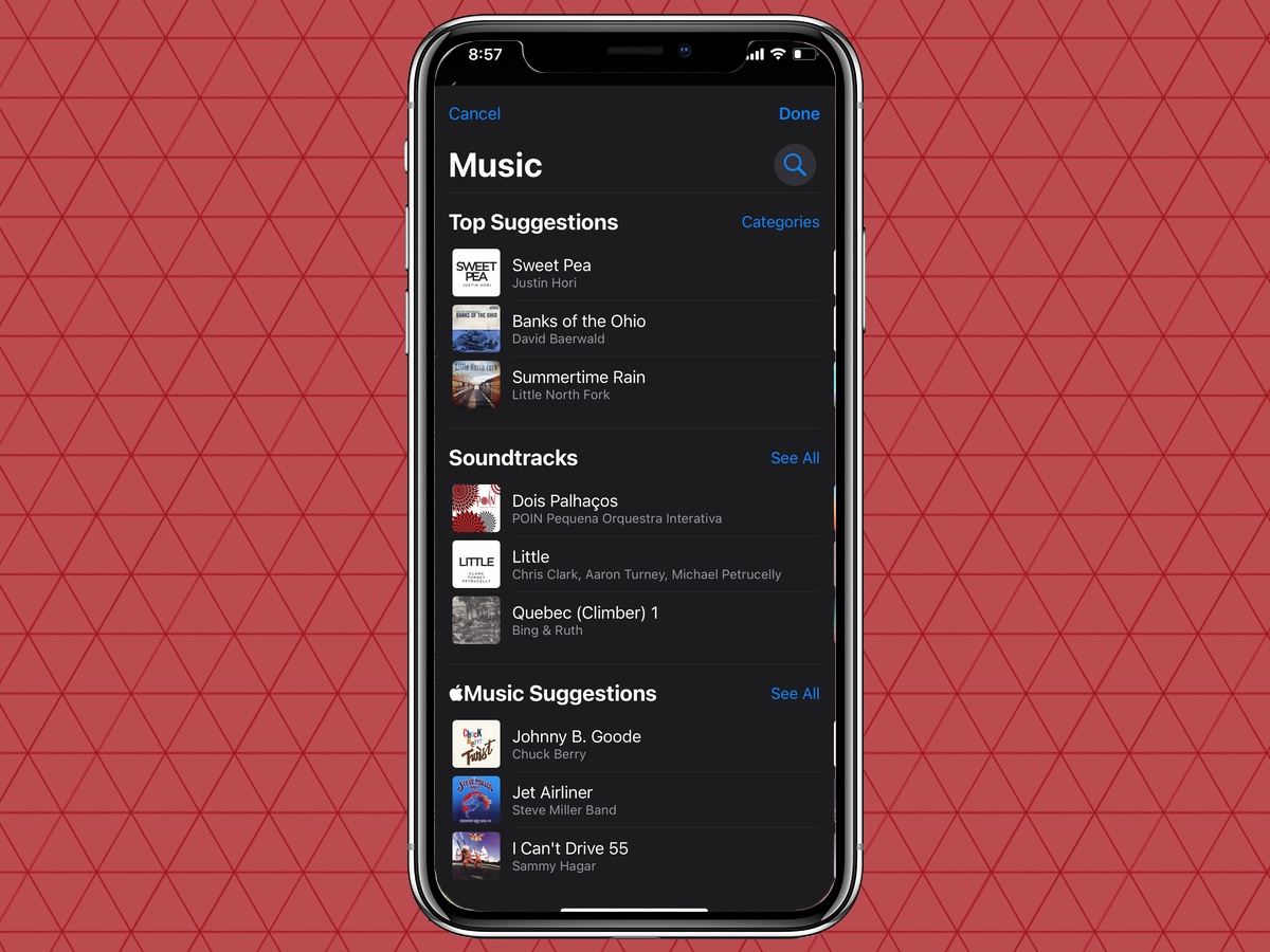 список песен, которые можно выбрать для воспроизведения во время Воспоминаний в iOS 15 Фото