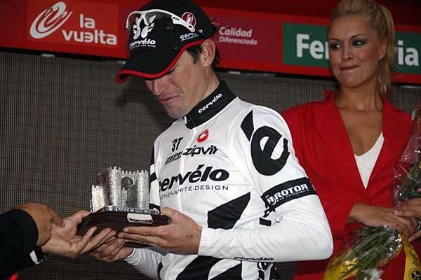 Philip Deignan (Cerv&eacute;lo TestTeam) gets a castle trophy.