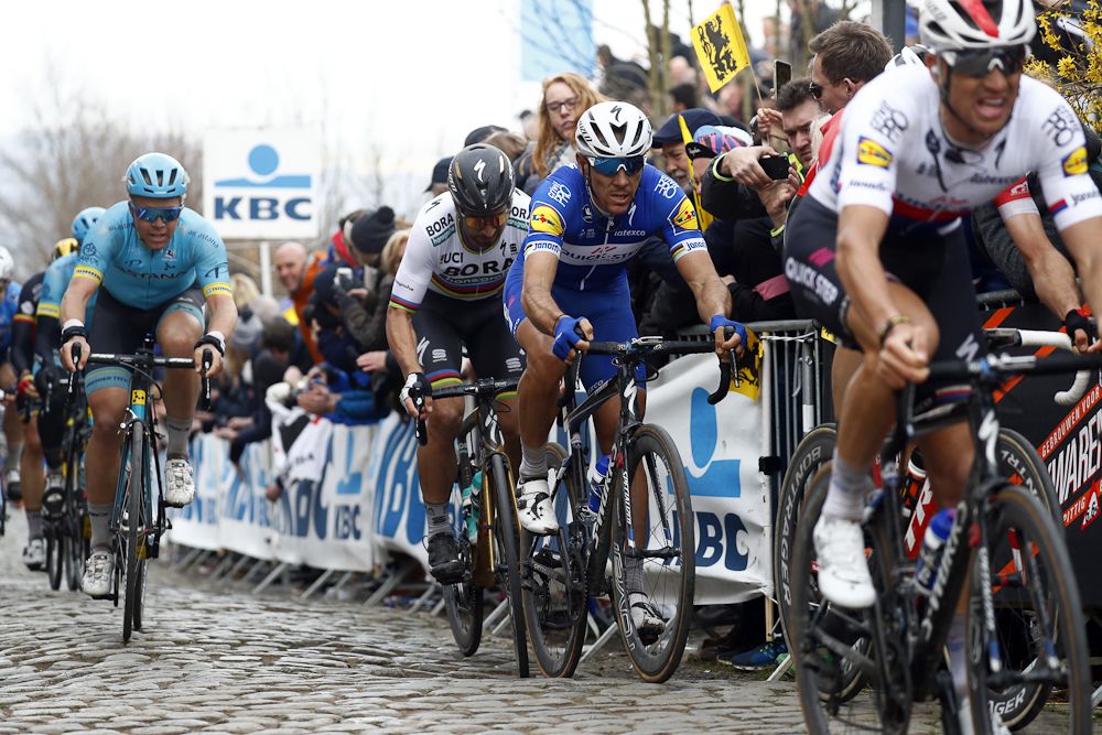 Philippe Gilbert climbs ahead of Peter Sagan at Tour of Flanders