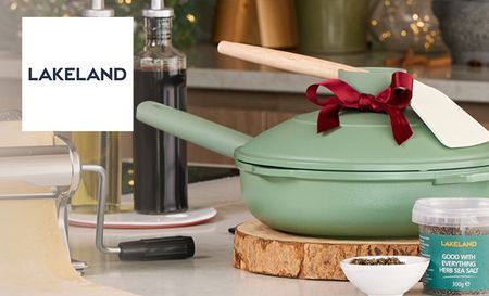 Lakeland's pan and spatula along with some ingredients