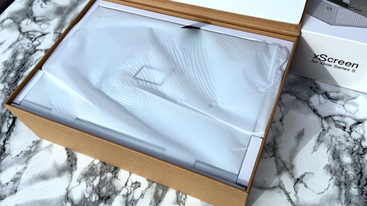 xScreen for Xbox Series S review A Full HD panel for gaming almost