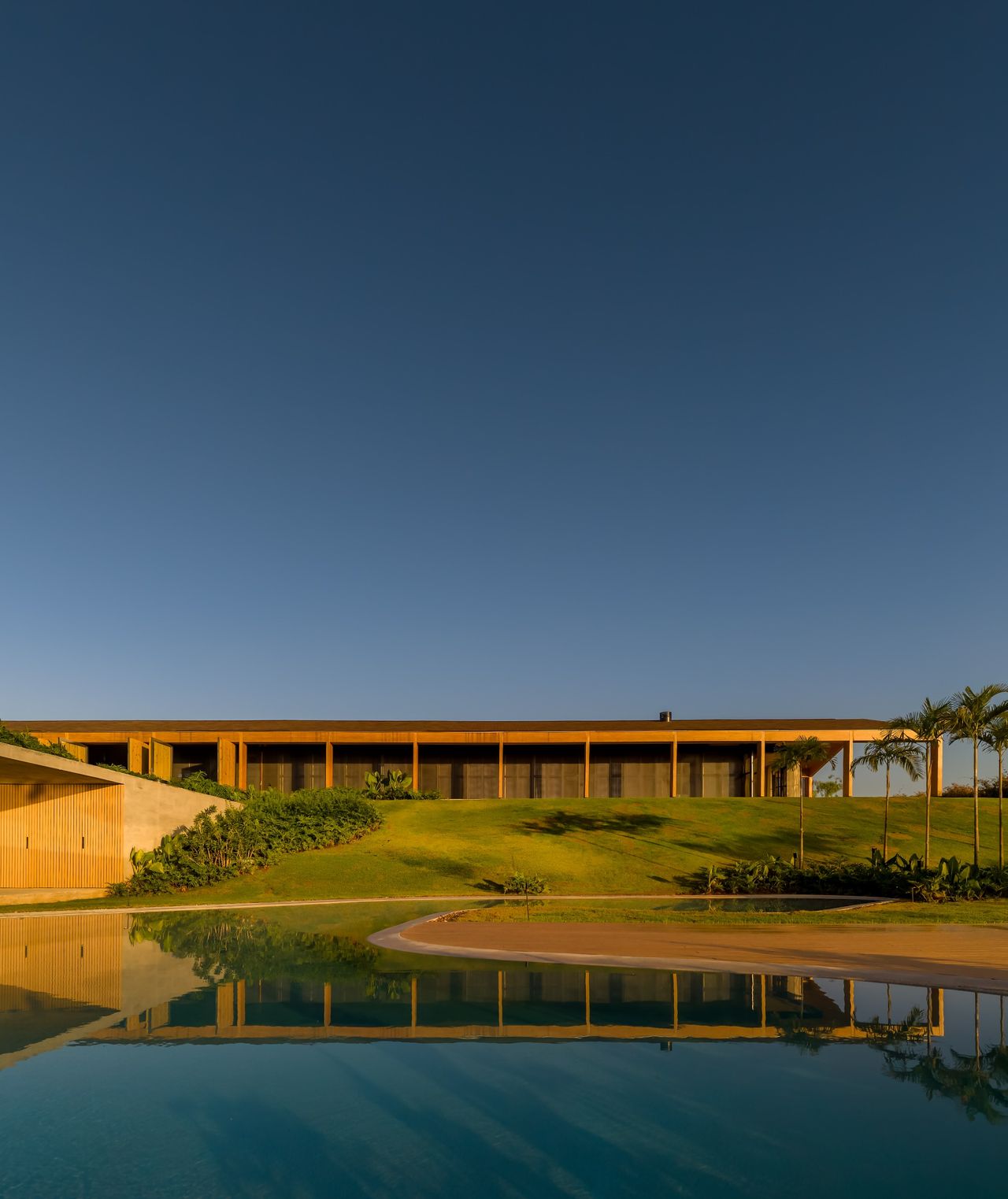 The lower pavilion adjoins the pool
