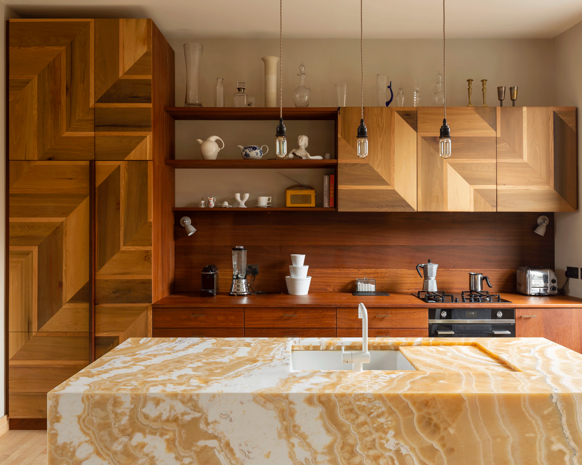 wood kitchen cabinet ideas - Reclaimed wood kitchen